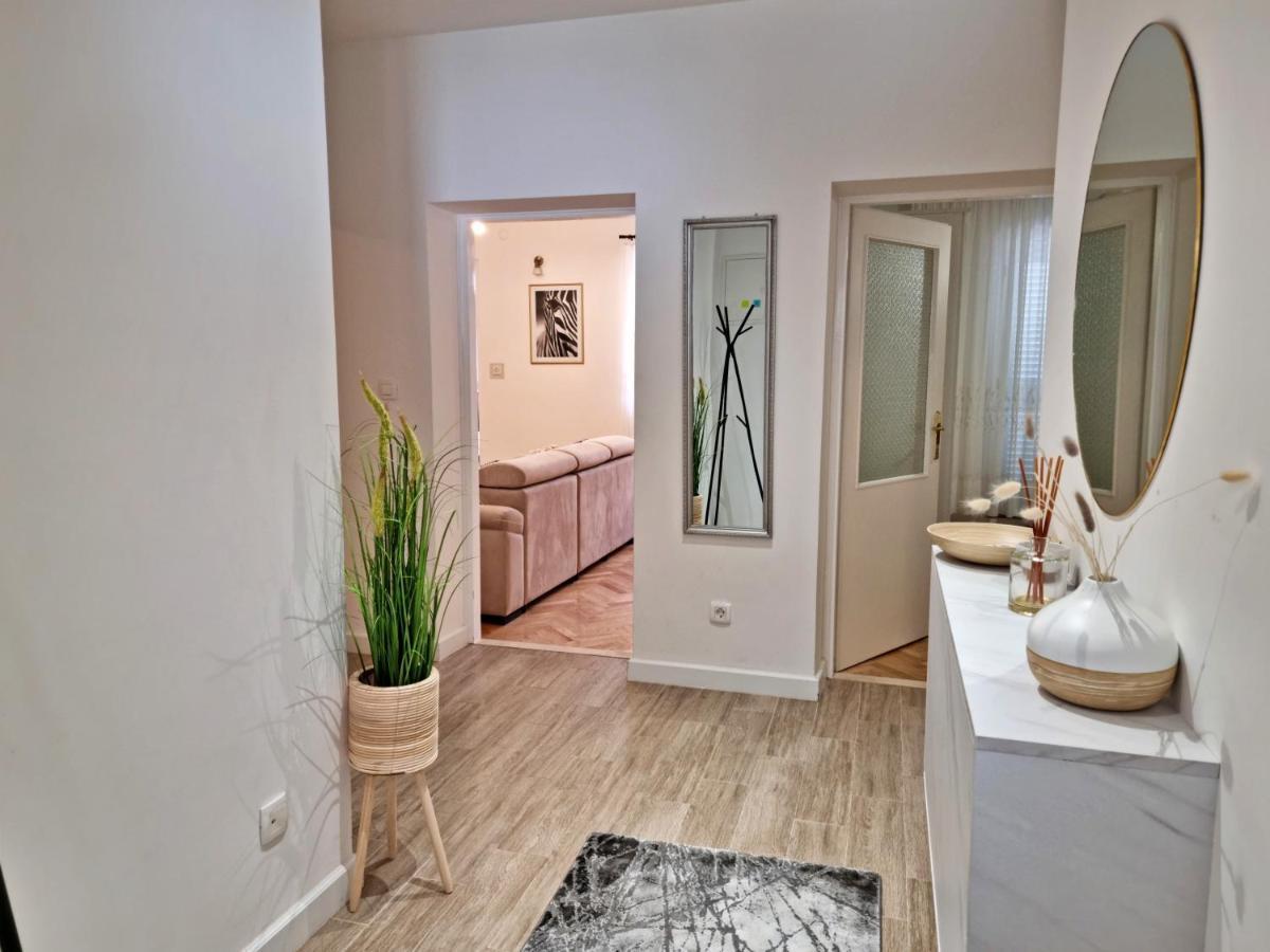 Apartment Hana أوميس المظهر الخارجي الصورة