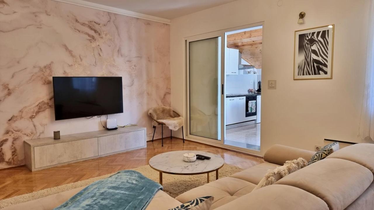 Apartment Hana أوميس المظهر الخارجي الصورة